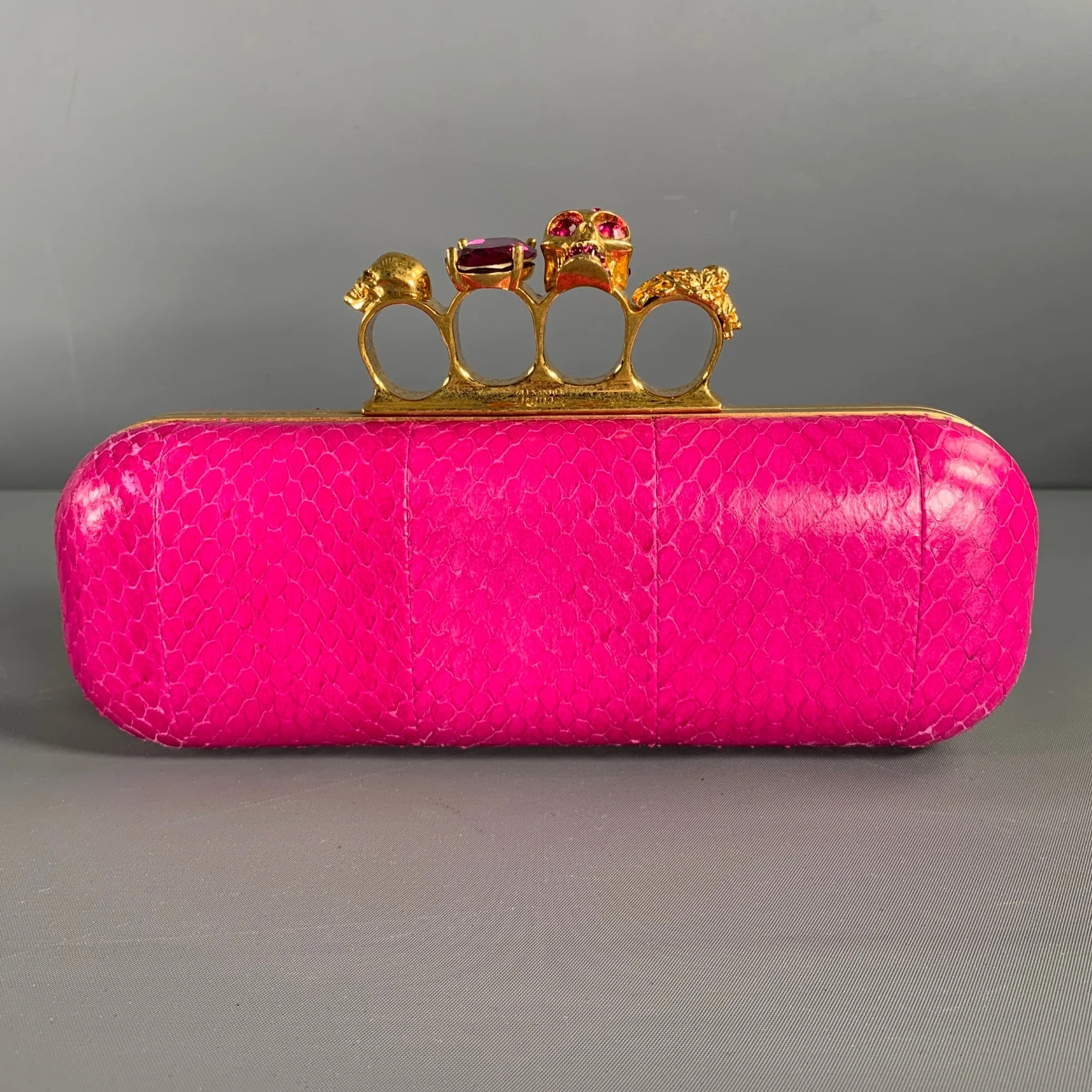 ALEXANDER MCQUEEN Gold Fuchsia Snake Skin Metal Clutch Handbag & Leather Goods
