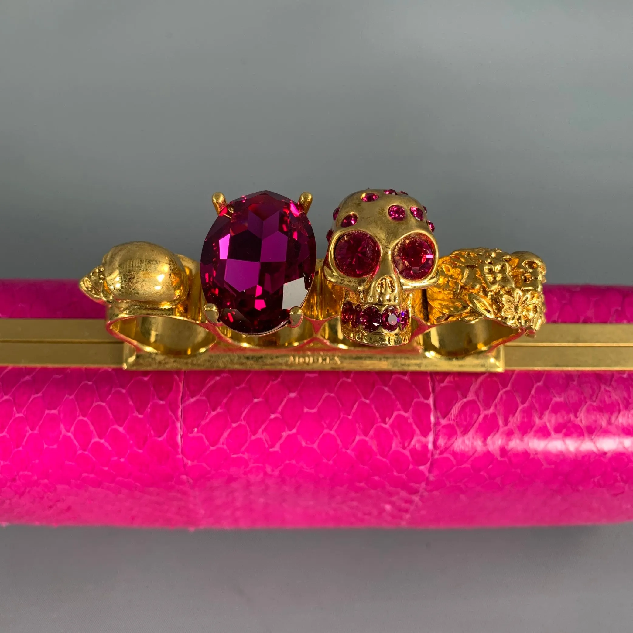 ALEXANDER MCQUEEN Gold Fuchsia Snake Skin Metal Clutch Handbag & Leather Goods