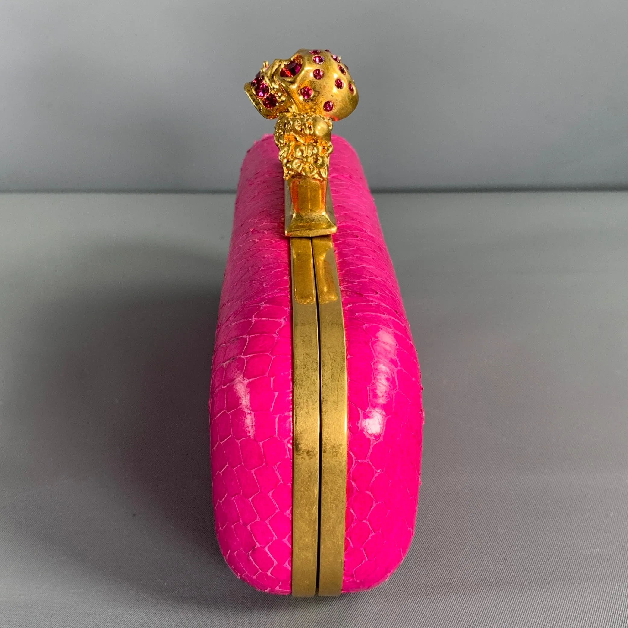 ALEXANDER MCQUEEN Gold Fuchsia Snake Skin Metal Clutch Handbag & Leather Goods