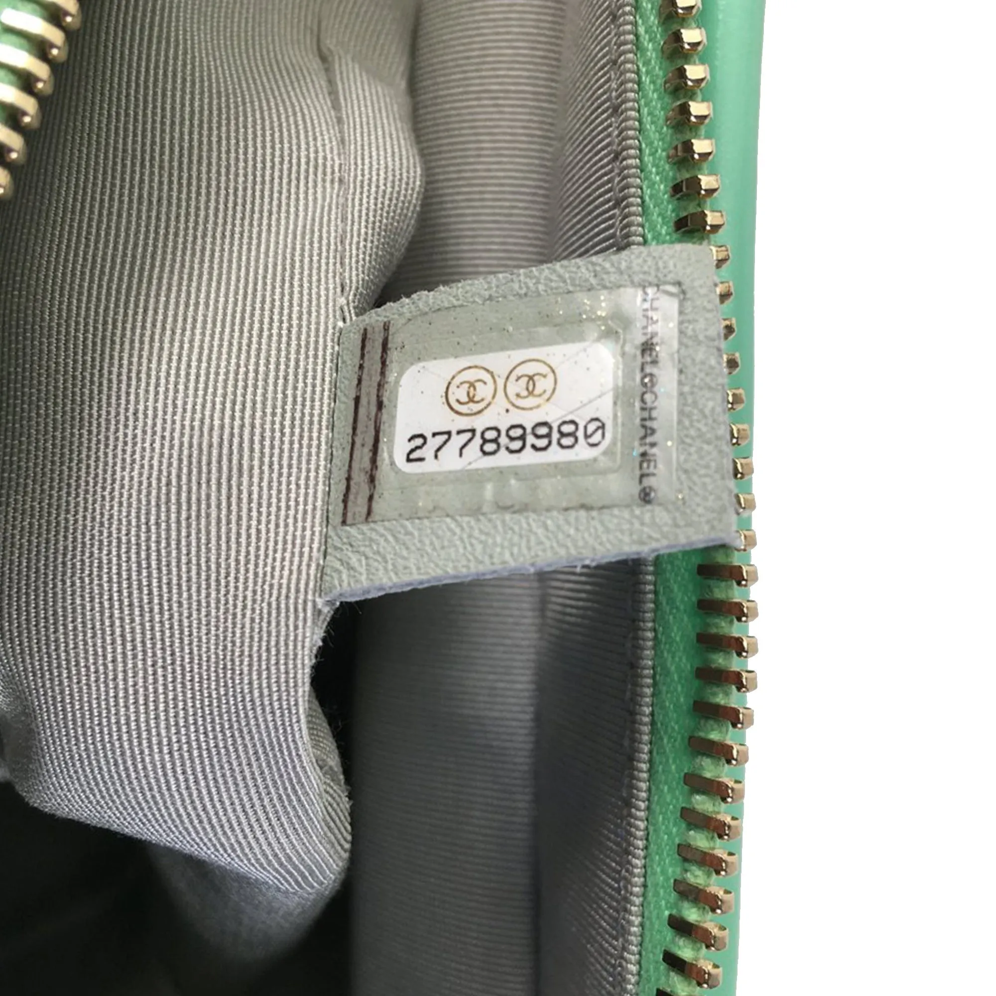 Chanel Medium Tweed Gabrielle Crossbody Crossbody Bag
