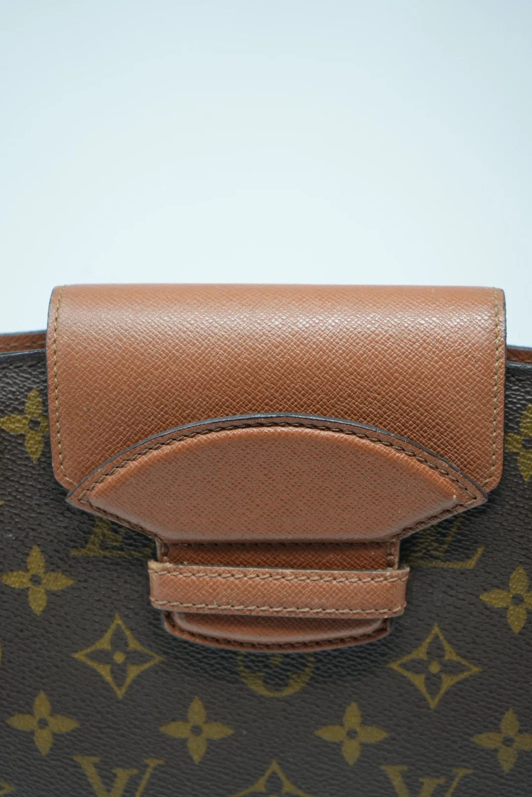 Louis Vuitton 1995 Courcelles  Monogram Handbag