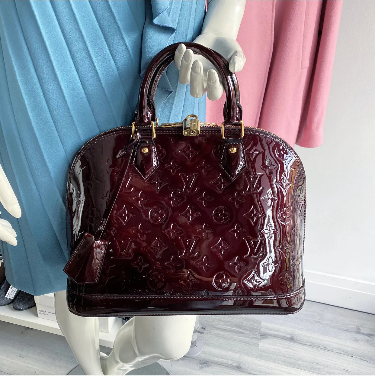 Louis Vuitton Vernis Alma PM in Amarante and GHW