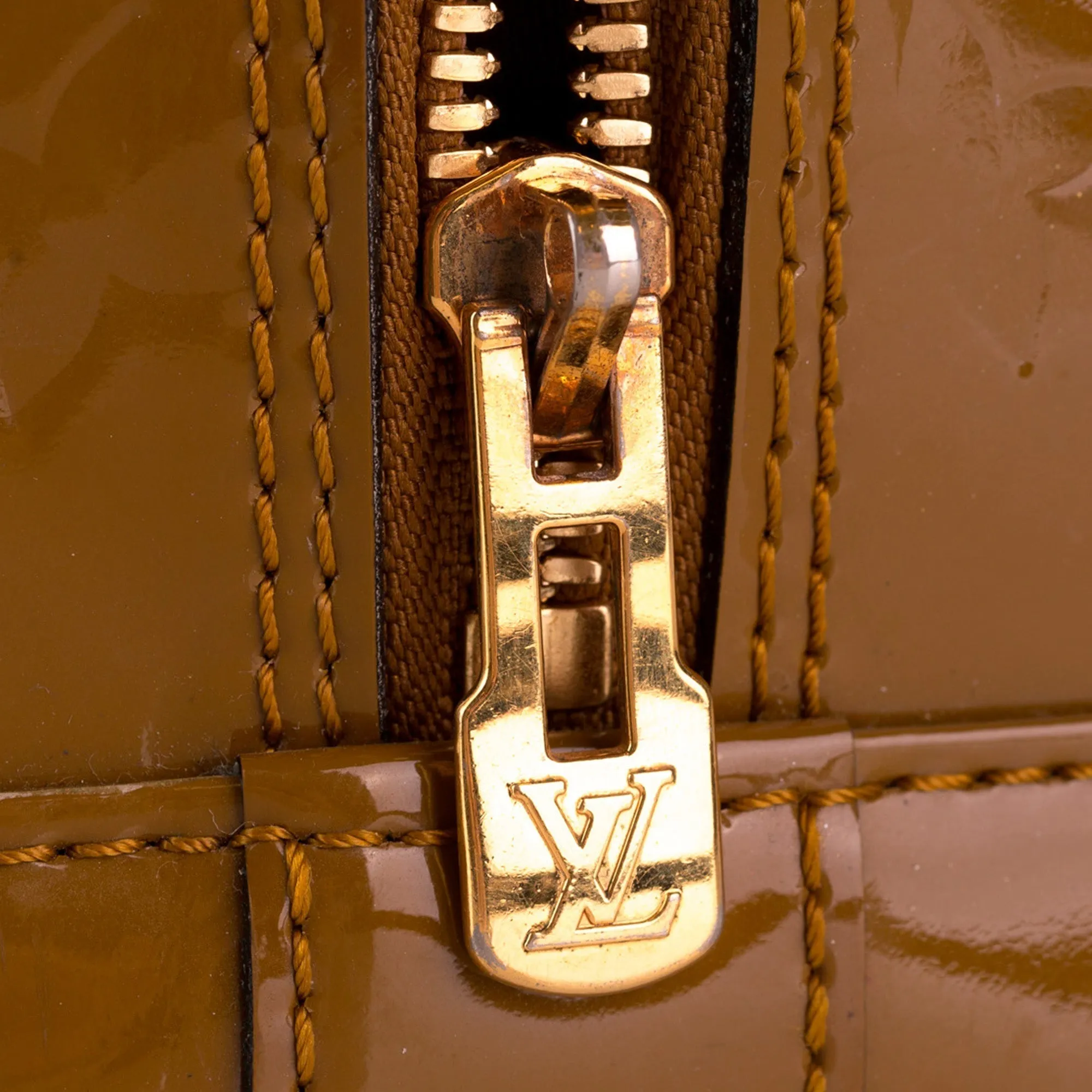 Trendy Inspired Louis Vuitton Alma Pm Brown Monogram Vernis