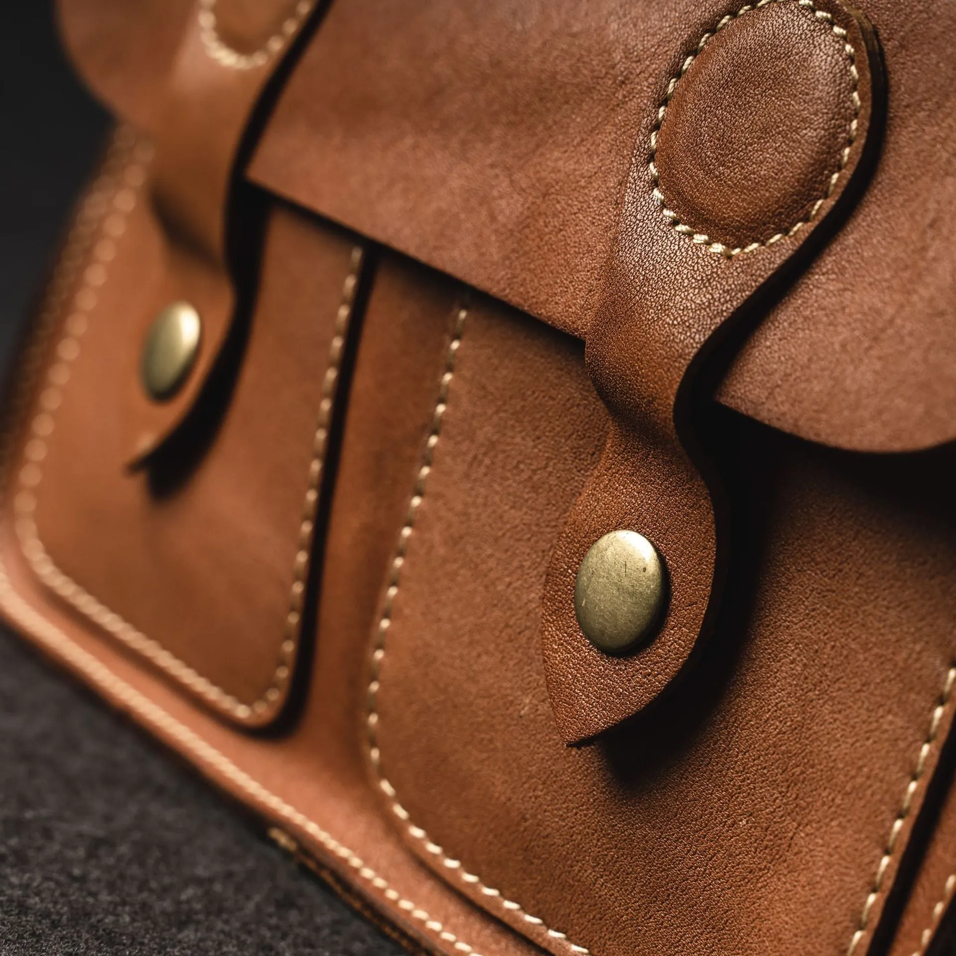 YAAGLE Female Portable Real Leather Flap Shoulder Handbag YG7116