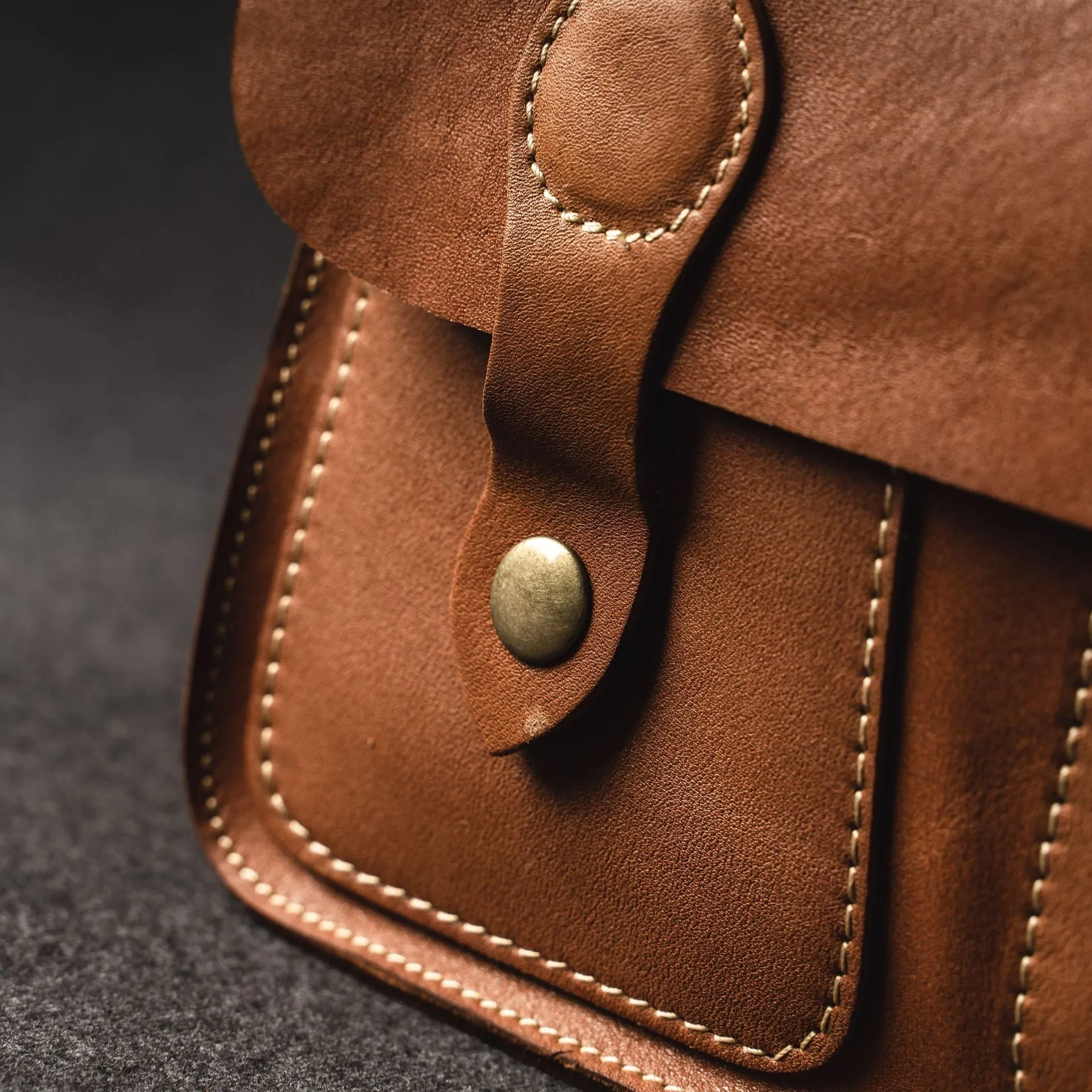 YAAGLE Female Portable Real Leather Flap Shoulder Handbag YG7116